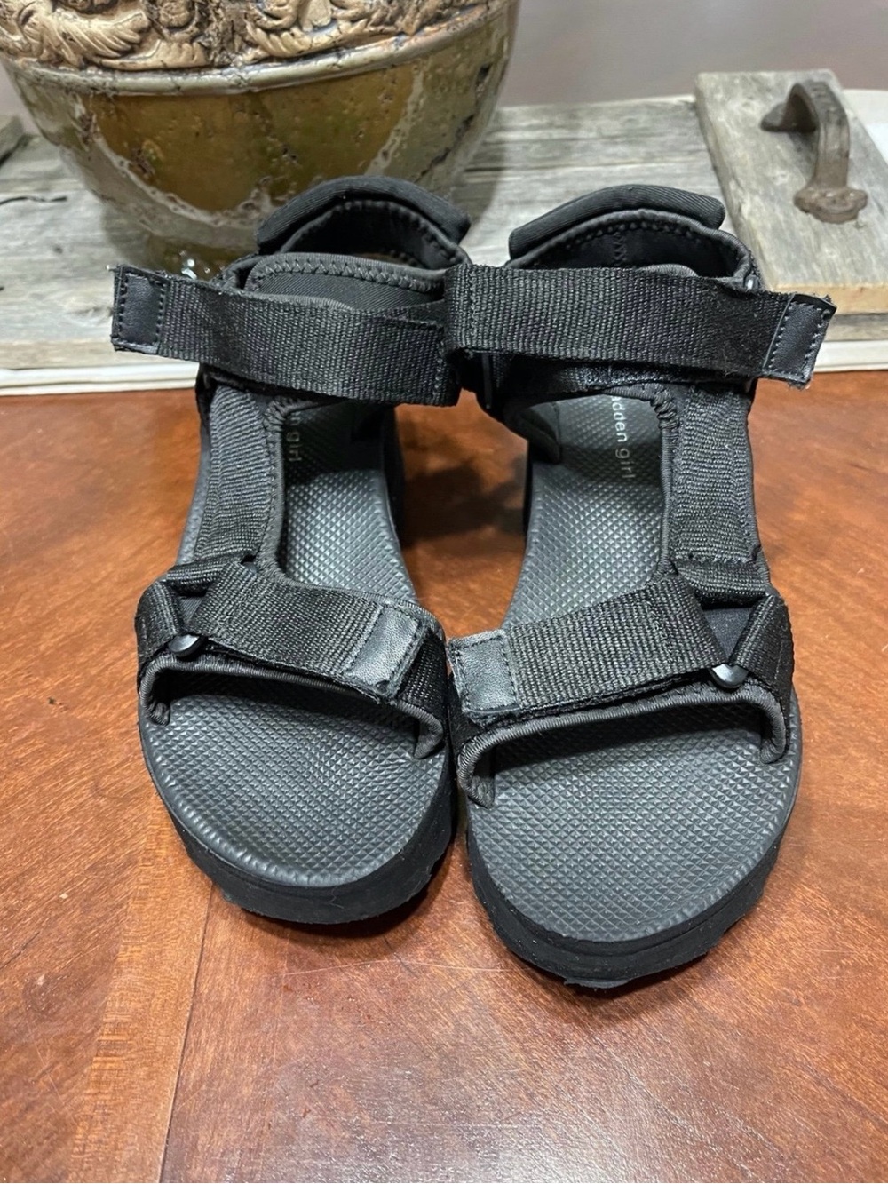 Madden Girl Blanchhe Velcro platform sandals - Picture 3 of 11
